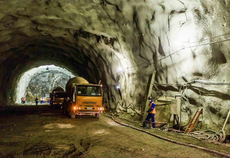 dicas-de-iluminacao-eficiente-para-grandes-obras